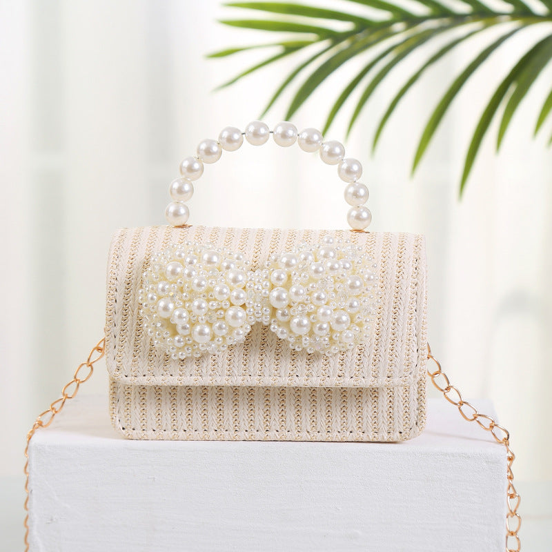 3D Pearl Bow Straw Purse
