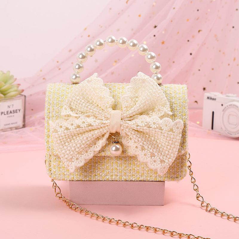 Large Lace Bow Tweed