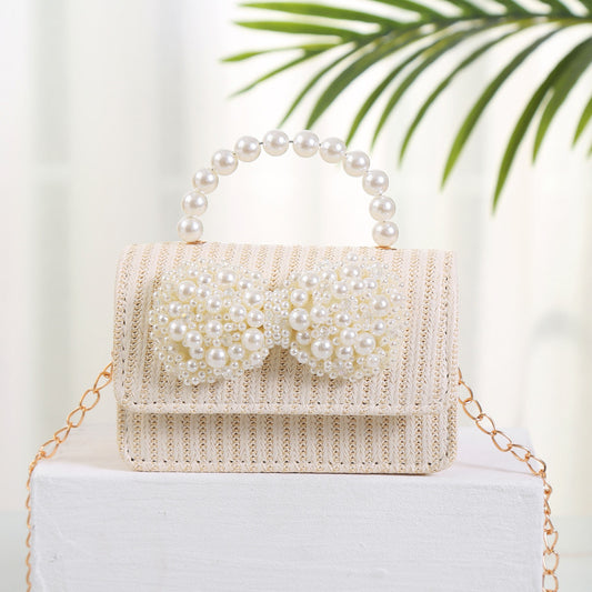 3D Pearl Bow Straw Purse